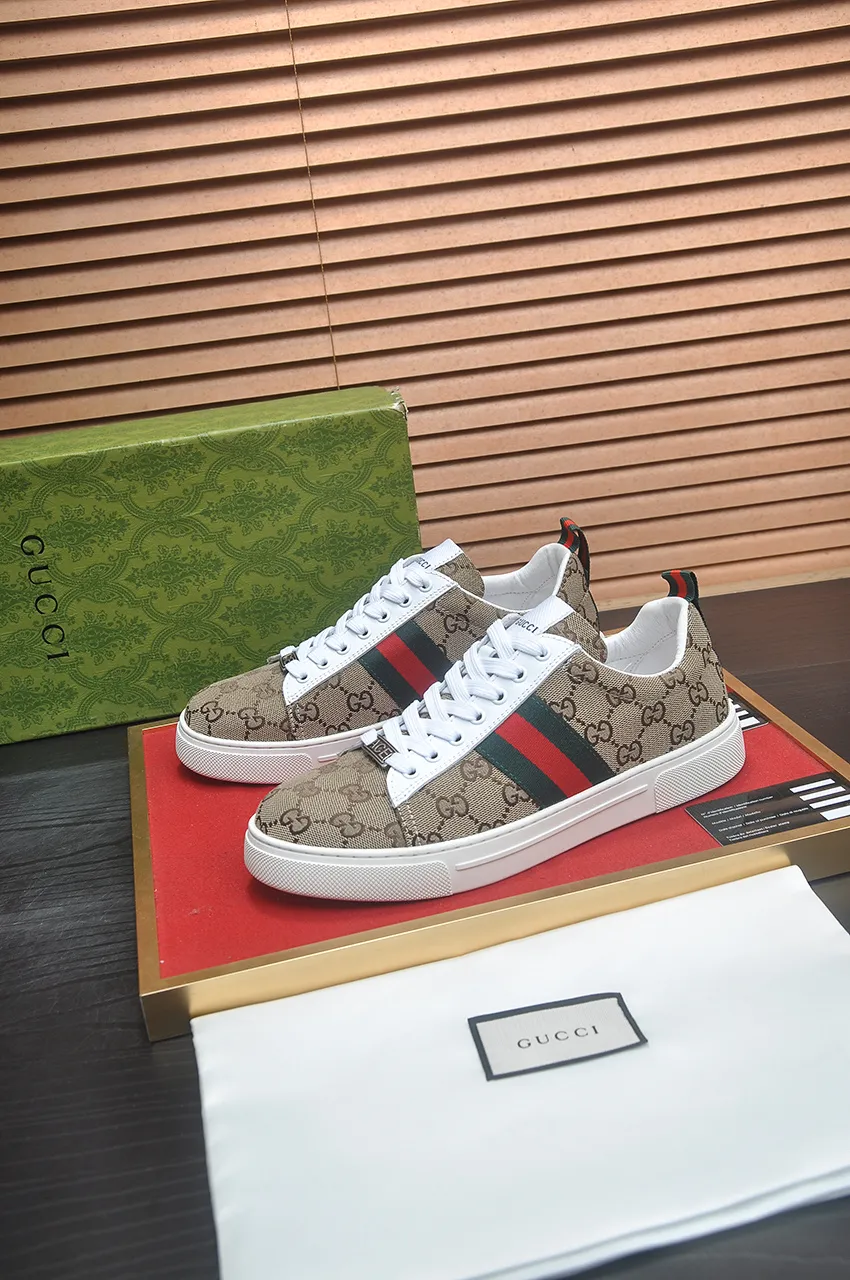 Men's men's shoes💰420💶[GUCCI Gucci] official website 1:1 men's sports shoes are now on the market, using original Gucci fabric + gluten lining, plus the official website original 1:1 comfortable outsole. Fashionable and versatile, super comfortable and breathable. 5 colors available, standard shoe size 38/45 (custom-made sizes 45 are non-refundable)